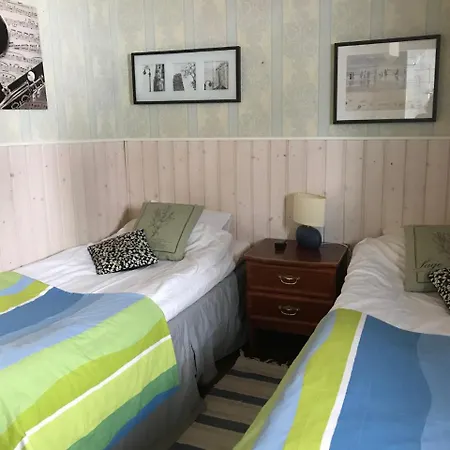 E-city Bed & Breakfast *