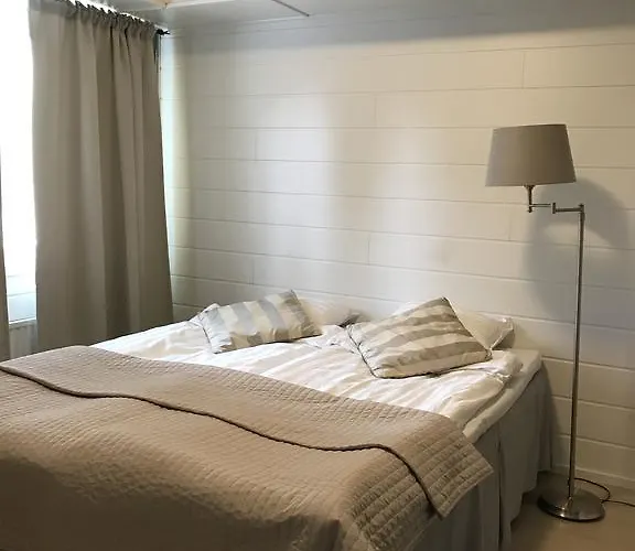 Bed and Breakfast E-city